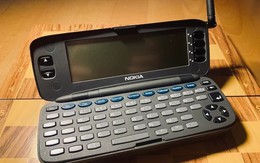 Ngày xưa ai mà dùng chiếc Nokia 9000 Communicator này thì "sang chảnh" kém gì iPhone 17 Pro Max bây giờ