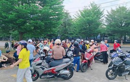 Hơn 1 năm nghỉ việc, hàng trăm công nhân vẫn 'mòn mỏi' chờ công ty 'trả nợ' BHXH