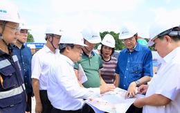 Chủ tịch UBND TP Hà Nội Vũ Đại Thắng kiểm tra tiến độ các dự án đường Đặng Thai Mai, Nhà hát Ngọc Trai