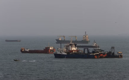 Mỹ thiết lập hành lang ở eo biển Hormuz để vận chuyển dầu bí mật