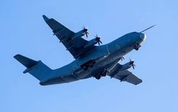 Máy bay vận tải Y-15 bí ẩn của Trung Quốc ra mắt