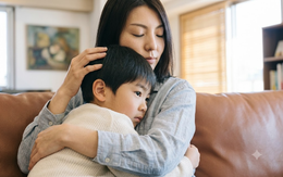 3 dấu hiệu cho thấy mẹ đang nuôi dạy con tốt, nên tự khen ngợi bản thân!