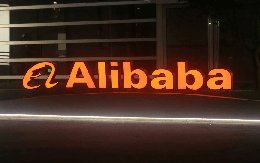 Alibaba phải trả giá vì “bán rẻ” 710 triệu cổ phiếu đổ tiền cho AI