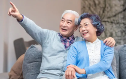 Bác sĩ nghỉ hưu nói thẳng: Sống thọ không phải do đi bộ hay ngủ nhiều hơn, mà là do kiên trì thực hiện hai việc này