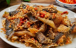 Đi chợ thấy người ta vứt bỏ phần này, tôi mang về làm món lạ miệng khiến cả nhà tranh nhau gắp