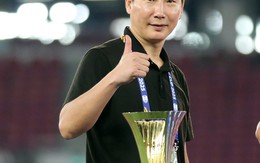 Vợ HLV Kim Sang-sik muốn sang Việt Nam sống, ông Kim trêu: “Giá nhà ở Hà Nội cao quá, chưa mua được”