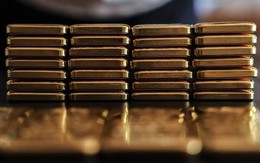 Giá vàng bật tăng 15% trong tháng 8, chuyên gia cảnh báo một vùng giá có thể kích hoạt áp lực chốt lời