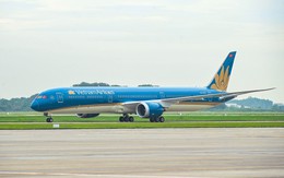 Sáng nay - 1/9, sân bay Tân Sơn Nhất ghi nhận một máy bay của Vietnam Airlines thực hiện nhiệm vụ đặc biệt hạ cánh