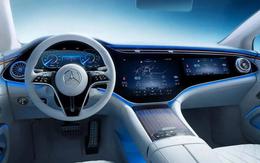 CEO Mercedes thừa nhận ngành ô tô đã 'đi quá xa' -   quyết đưa một thứ tưởng đã 'tuyệt chủng' trở lại khoang lái