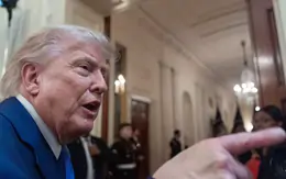 Tổng thống Trump bực bội vì lộ tin về kho đạn dược Mỹ
