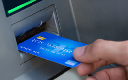 Vì sao thẻ ATM có thời hạn lên tới 10 năm?