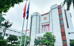 Hà Nội xem xét miễn nhiệm chức vụ Ủy viên UBND thành phố với 11 giám đốc sở, ngành