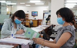 Đã đóng BHXH bắt buộc 20 năm 9 tháng, người lao động 55 tuổi nên chốt sổ chờ nhận lương hưu hay tiếp tục tham gia? Cơ quan BHXH trả lời