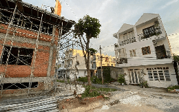 Người dân xây nhà riêng lẻ dưới 7 tầng, tổng diện tích sàn dưới 500m2 và không thuộc một trong các khu vực sau sẽ được miễn giấy phép xây dựng