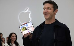 Apple thẳng thừng tố đối thủ sao chép iPhone Duo: “Có quá nhiều sự trùng hợp”