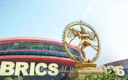BRICS họp lớn chưa từng có: Thông qua 140 hạng mục, “nước cờ” với USD được hé lộ