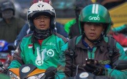 Sống trong ảo mộng tự do, tài xế Grab bị “còng tay” vào xe máy 16 tiếng/ngày: Bán phẩm giá để đổi lấy cái vote 5 sao