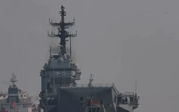 Indonesia đón tàu sân bay đầu tiên