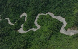 Phát hiện "rồng đá" dài 10 km giữa núi rừng Việt Nam, nhìn từ trên cao như một thắng cảnh ở châu Âu