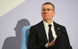 Tổng thống Latvia cảnh báo châu Âu về UAV và chiến tranh trên không ở Ukraine