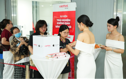Khách hàng Viettel Store được trải nghiệm iPhone 18 Pro series giữa không gian Metro Bến Thành