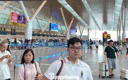 Cảnh trái ngược tại sân bay Tân Sơn Nhất ngày cao điểm 2/9