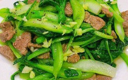Chợ Việt có 1 loại rau đang vào mùa: Giàu kali và canxi, cực hợp ngày hanh khô