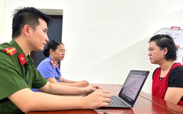 Cảnh sát đồng loạt khám xét 8 địa điểm, bắt giám đốc Nguyễn Thanh Phương Tuyền và nhiều người khác