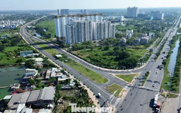 Vì sao nút giao quốc lộ gần 600 tỷ ở TPHCM đã hoàn thành vẫn phải 'đắp chiếu'?