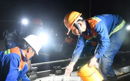 Tăng tốc thi công xuyên đêm đưa tuyến tàu điện nhẹ Phú Quốc kịp APEC 2027