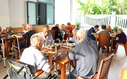 Việt Nam đã có "nhà dưỡng lão" nhận chăm sóc miễn phí 300 người cao tuổi đến cuối đời: Rộng 4,2ha, nơi ở kết hợp khu sinh thái đầy đủ vườn rau, ao cá