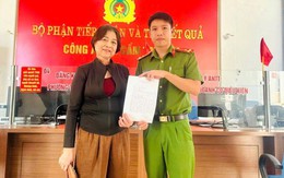 Nghe cuộc gọi lạ, cụ bà SN 1957 cúp máy, lập tức trình báo công an