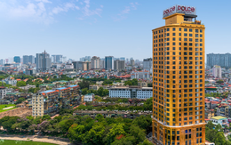 Việt Nam có 1 khách sạn dát vàng 24K từ trong ra ngoài, đặc biệt với món "thịt bò dát vàng" được báo Tây nhắc đến: Từng được đại gia Đường "bia" rao bán 250 triệu USD