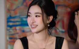 Đỗ Mỹ Linh bế ái nữ Chủ tịch CLB Hà Nội đến dự tiệc nhà Ngọc Hân, nhan sắc nàng dâu hào môn hậu sinh con thứ 2 gây sốt