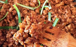Có một cách làm thịt băm ngon hơn hẳn, đặt vào mâm cơm mà cả nhà khen tới tấp