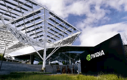 Những tỷ USD kéo Nvidia sâu hơn vào cuộc đua AI đầy rủi ro