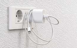 Lời khuyên cho tất cả những ai không rút sạc điện thoại sau khi dùng