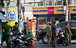 Cháy khách sạn ở TPHCM, nhiều người mắc kẹt