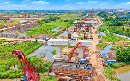 Rầm rộ thi công cầu Ngọc Hồi, phấn đấu hoàn thành trước APEC 2027