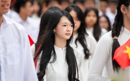 Một từ tiếng Việt có thể vừa kết thúc câu chuyện, vừa mở ra một câu chuyện khác