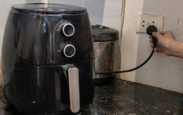 Dùng xong nồi chiên không dầu có nên rút phích cắm không?