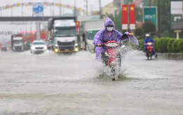 Miền Trung bước vào đợt mưa lớn kéo dài, miền Bắc giảm nhiệt