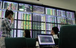 SJS khớp lệnh 700 nghìn cổ phiếu, VN-Index bất ngờ tăng hơn 7 điểm cuối phiên