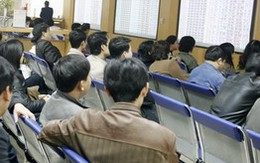VN-Index "giảm dần đều"