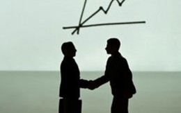 Khối ngoại đẩy mạnh bán ra MPC, SGT và mua vào HSG