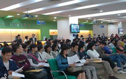 VN-Index vượt ngưỡng 370 điểm, Hastc-Index đuối sức