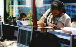 KLGD tăng nhẹ, VN-Index đóng cửa lên gần 449 điểm