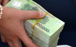 Lãi suất tiết kiệm vẫn 'vượt rào'