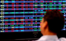 VCB giảm sàn, Vn-Index thử thách mức 350 điểm