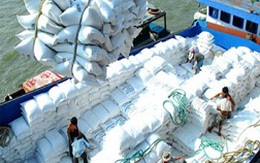 Việt Nam tăng giá gạo xuất khẩu
